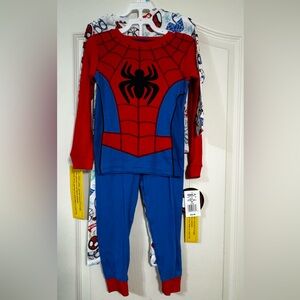 NWT SPIDER-MAN pajama sets Red and Blue and white with print.